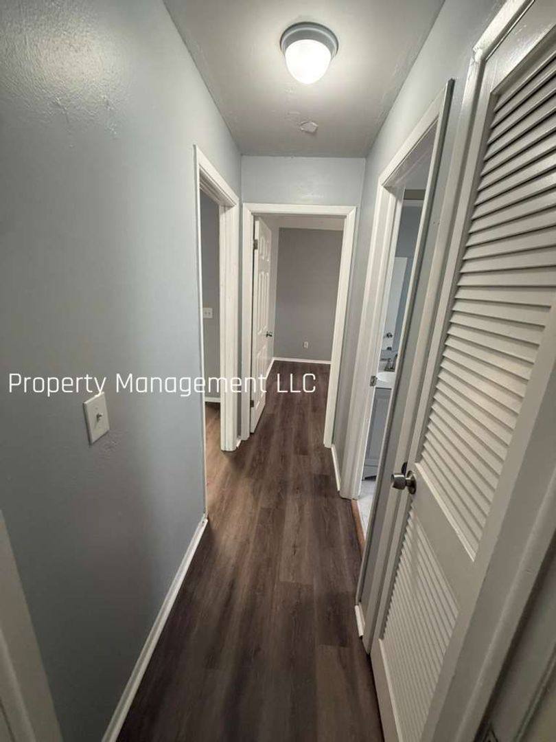 Apartment for rent at 198 N Fernwood, Clearwater, FL 33765