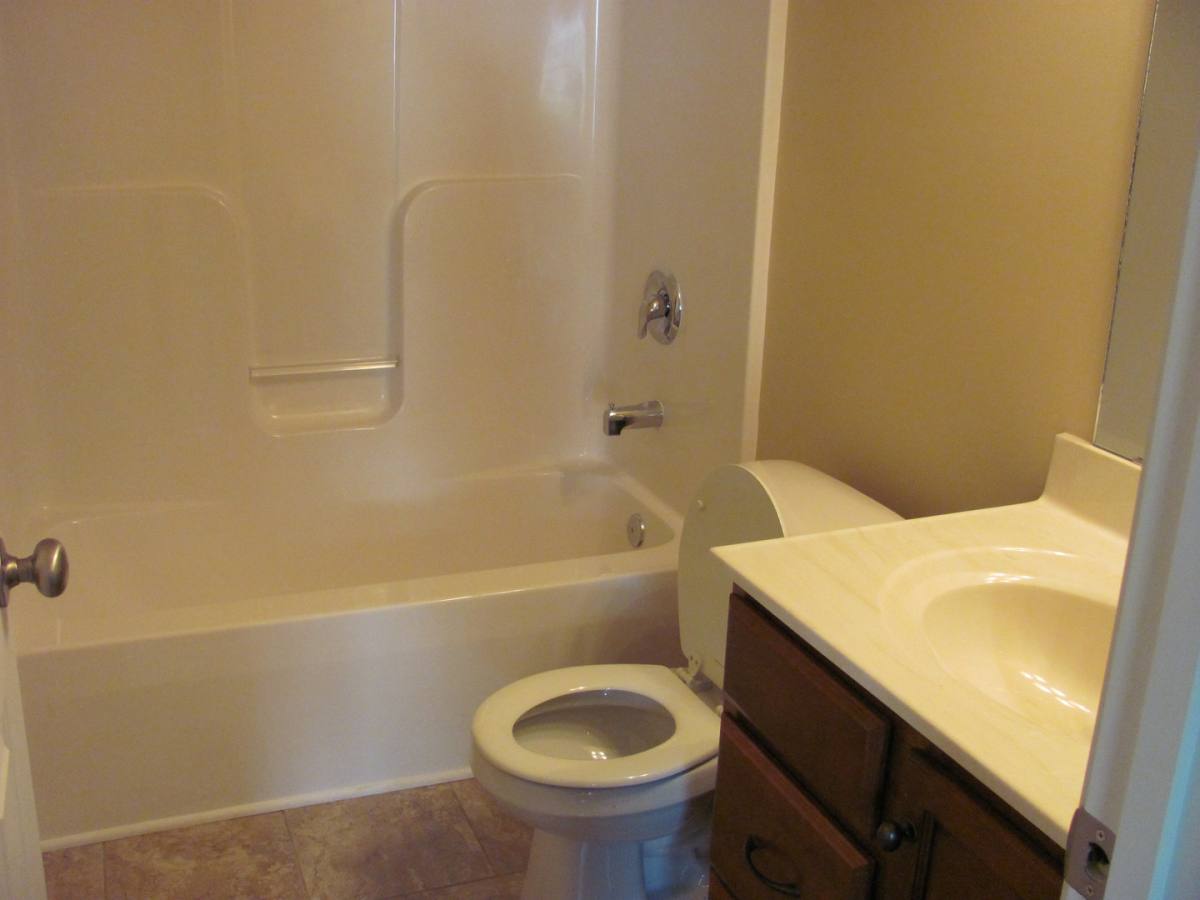 Apartment for rent at 139 Boone Trace, Radcliff, KY 40160
