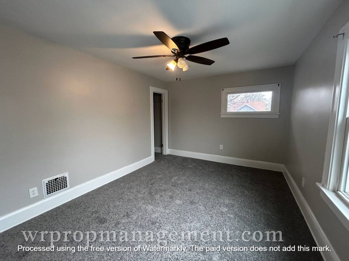House for rent at 4223 Birchall Rd, Toledo, OH 43612