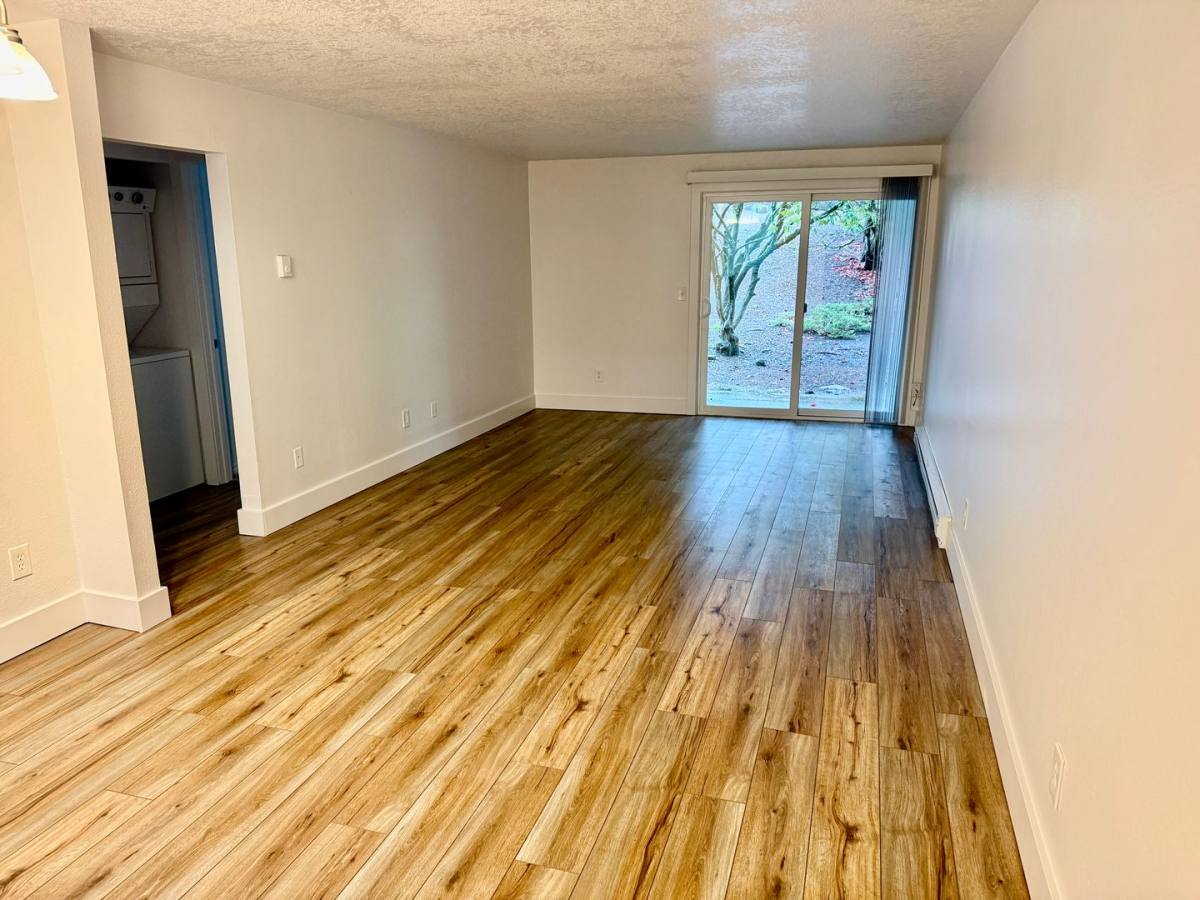 Condo for rent at 12642 NW Barnes Rd, Portland, OR 97229