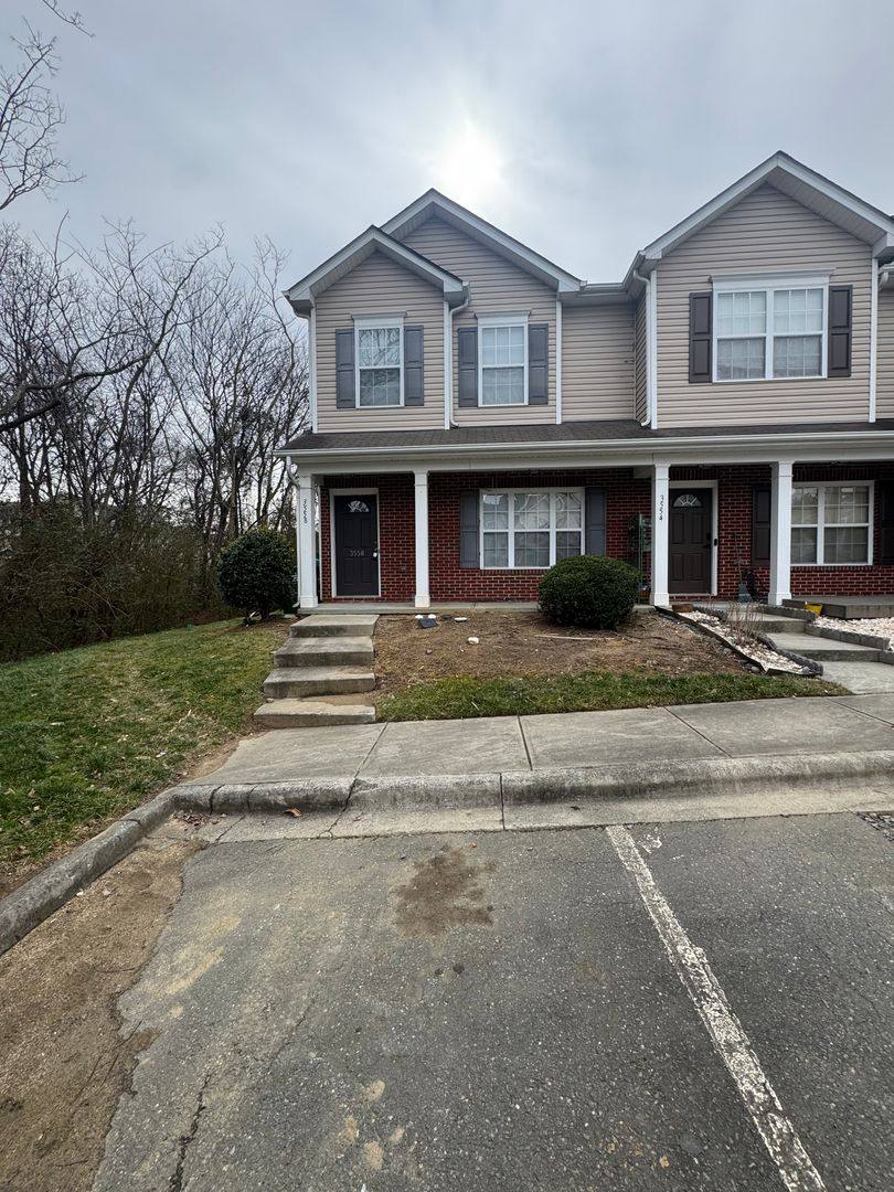 Townhouse for rent at 3558 Calpella Court, Charlotte, NC 28269