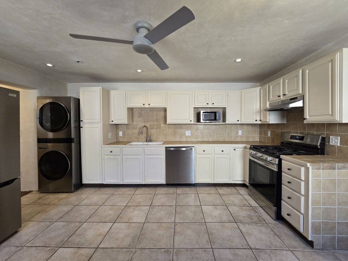 House for rent at 603 1 2 Paseo De Peralta, Santa Fe, NM 87501