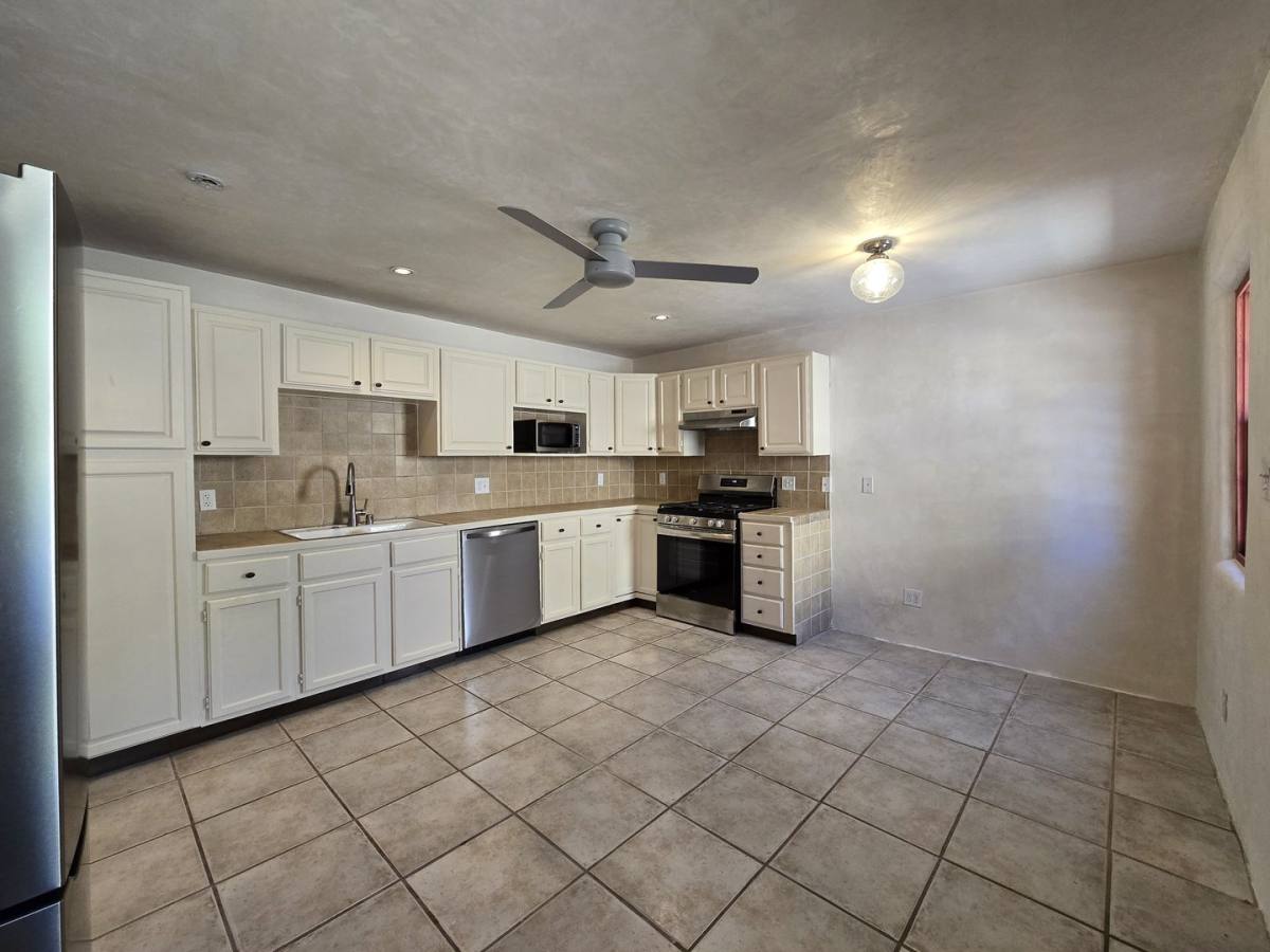 House for rent at 603 1 2 Paseo De Peralta, Santa Fe, NM 87501
