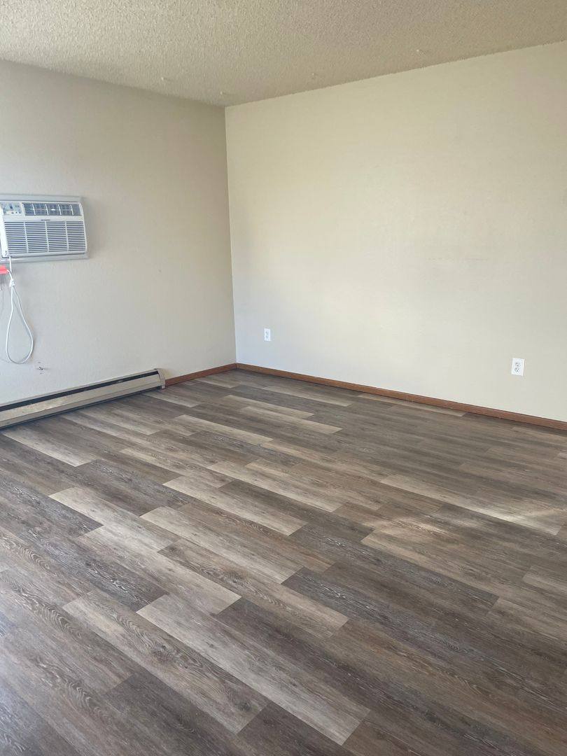 Apartment for rent at 920 Douglas Ave, Loveland, CO 80537