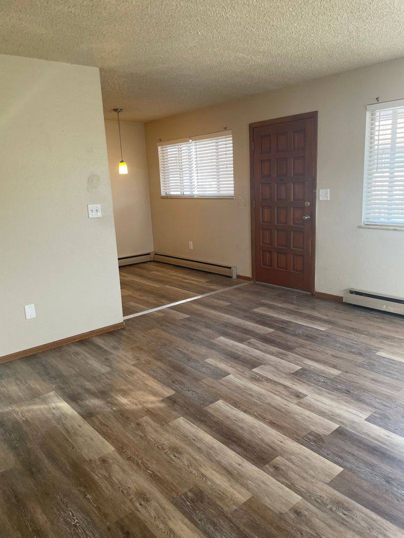 Apartment for rent at 920 Douglas Ave, Loveland, CO 80537