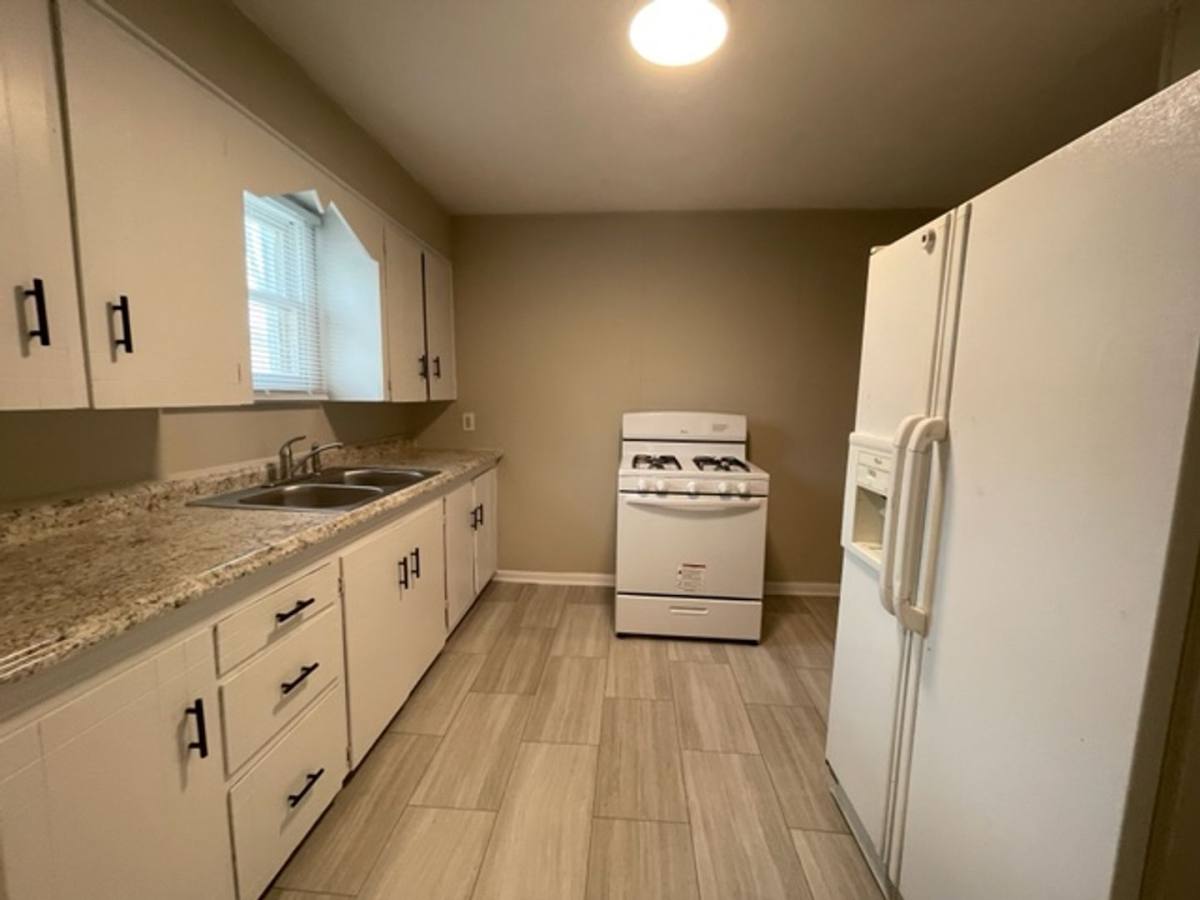 House for rent at 1021 N Sherman Ave, Springfield, MO 65802