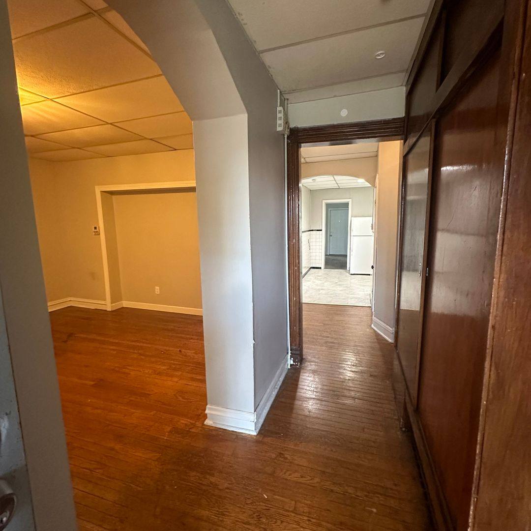 Apartment for rent at 4642 Farlin Ave, Saint Louis, MO 63118