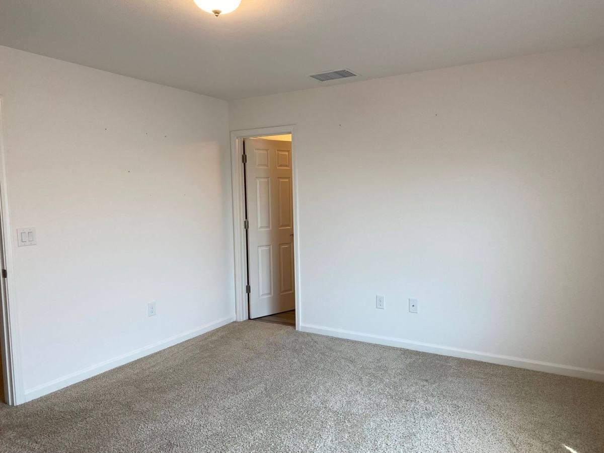 Townhouse for rent at 525 Autumn Breeze Circle, Reno, NV 89511
