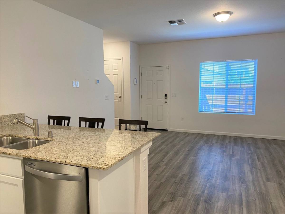 Townhouse for rent at 525 Autumn Breeze Circle, Reno, NV 89511