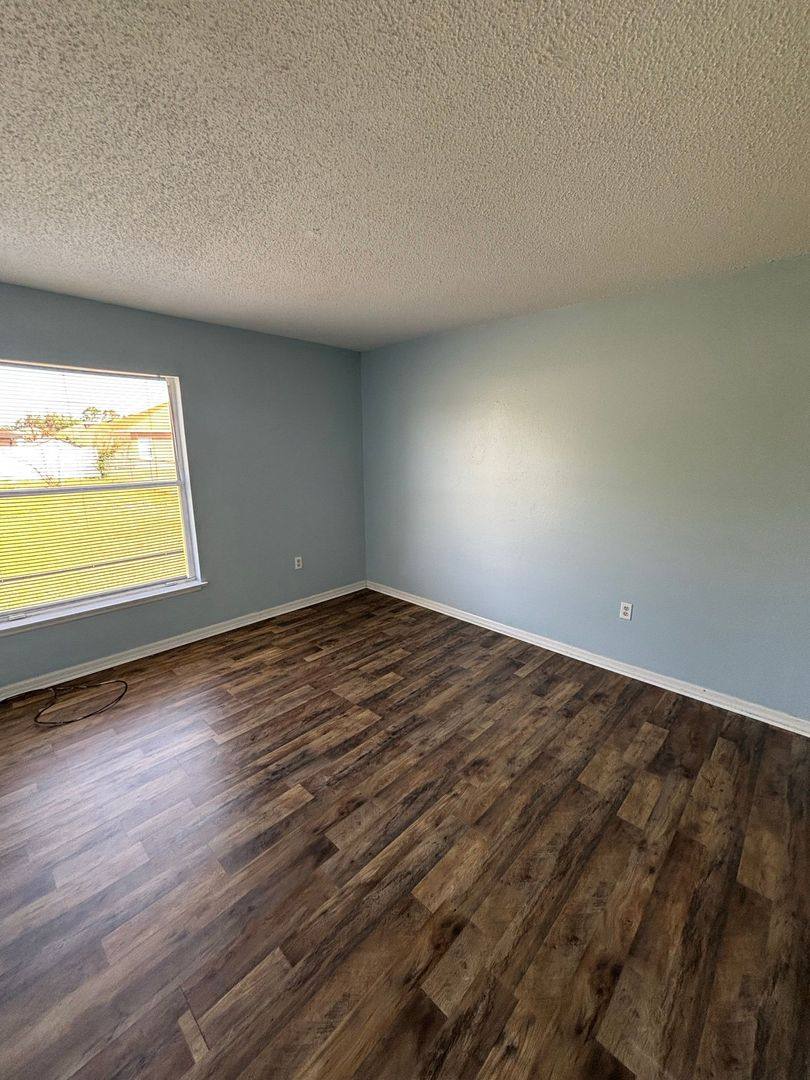 House for rent at 1001 Eiffel Lane, Kissimmee, FL 34759
