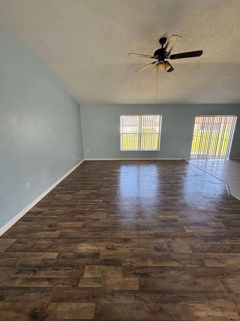 House for rent at 1001 Eiffel Lane, Kissimmee, FL 34759