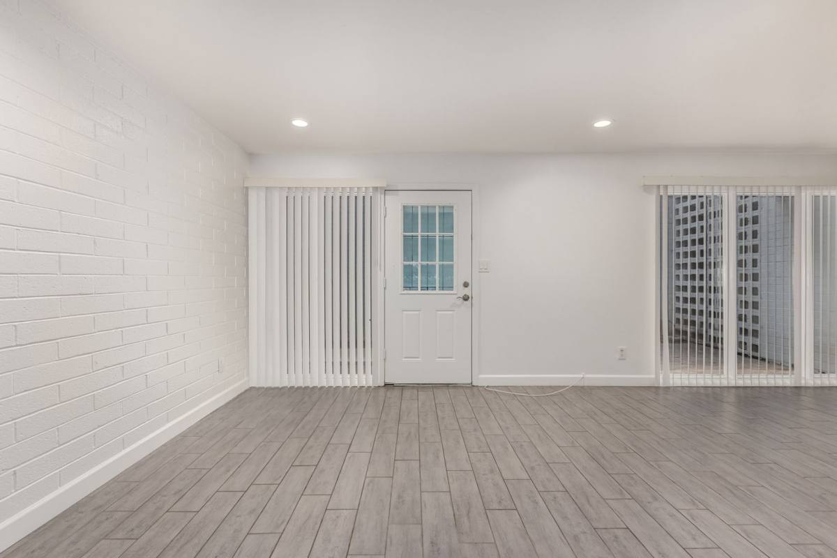 Apartment for rent at 1804 W Tuckey Lane, Phoenix, AZ 85015