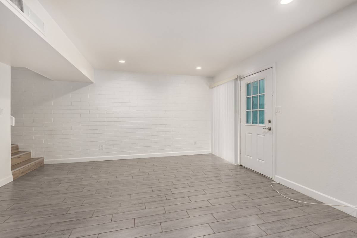 Apartment for rent at 1804 W Tuckey Lane, Phoenix, AZ 85015