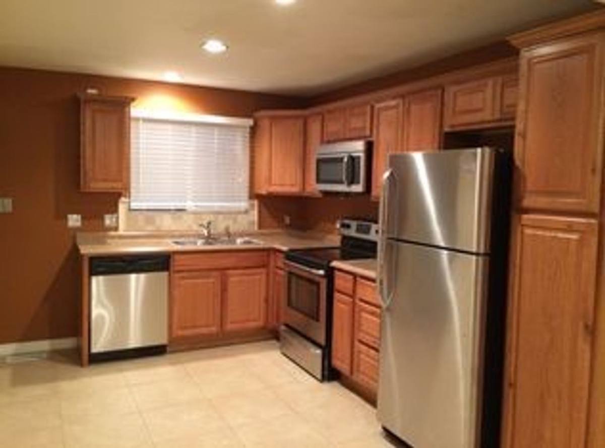 Townhouse for rent at 802-804 Zenobia St, Denver, CO 80204