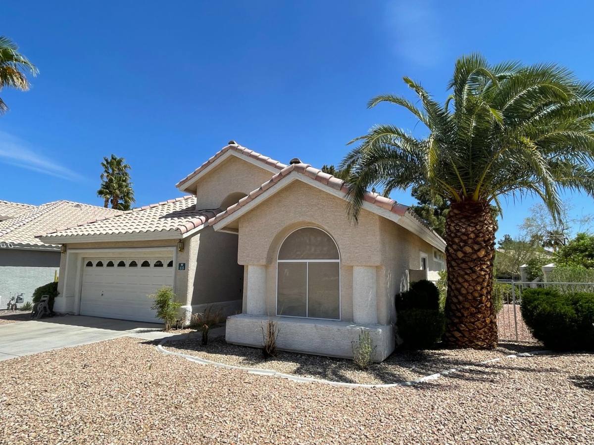 House for rent at 135 Wildhorn Court, Henderson, NV 89074