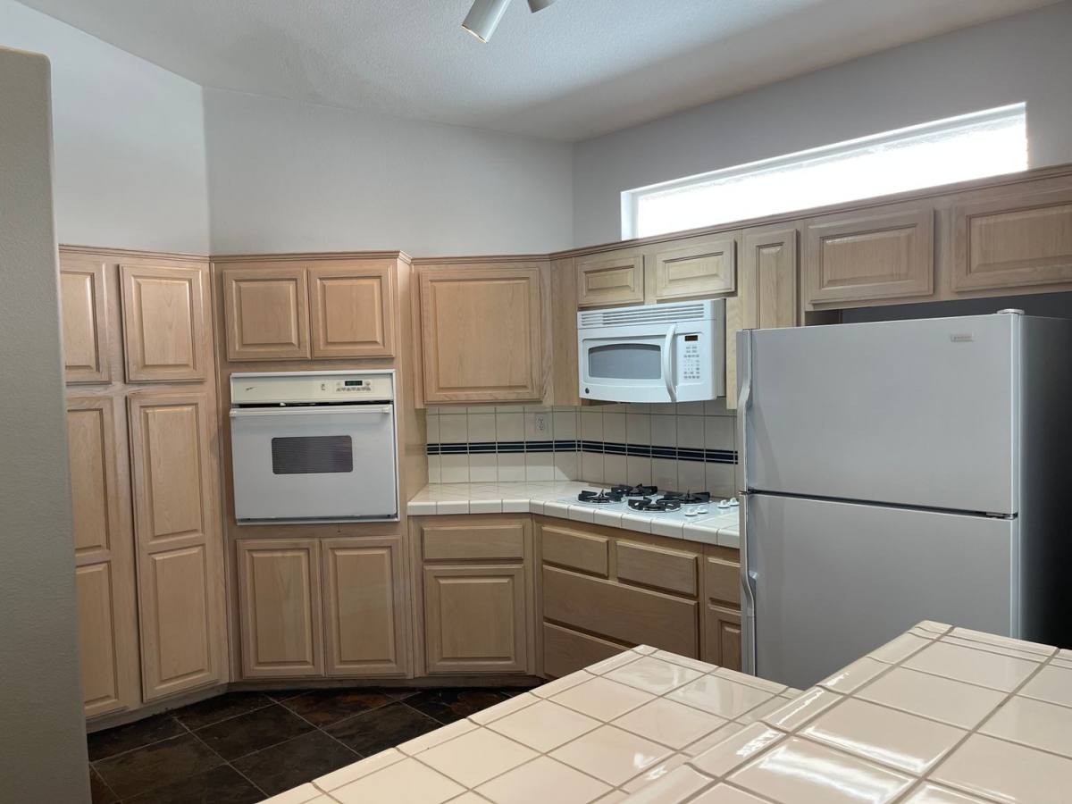 House for rent at 135 Wildhorn Court, Henderson, NV 89074
