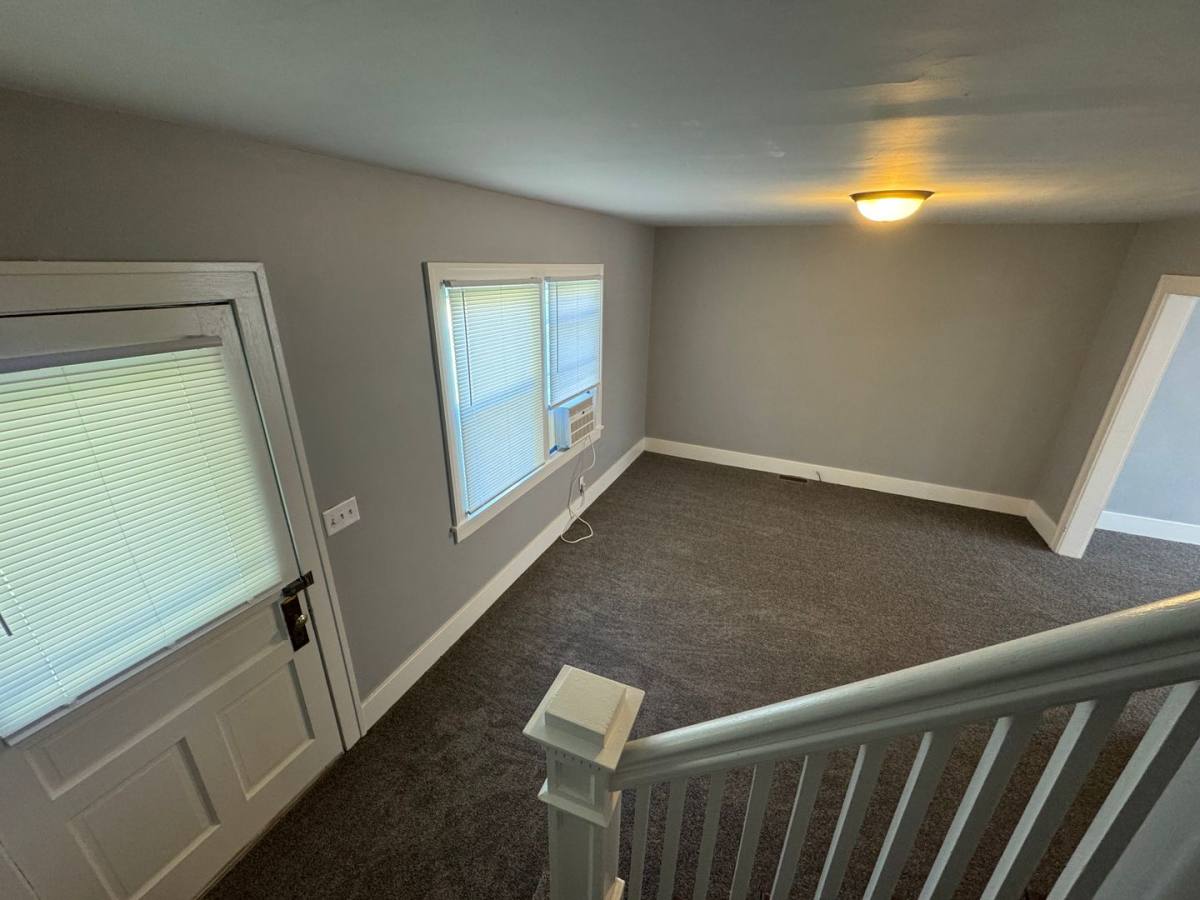412 15th Ave, Moline, IL 61265 - Townhouse for Rent - Image 5