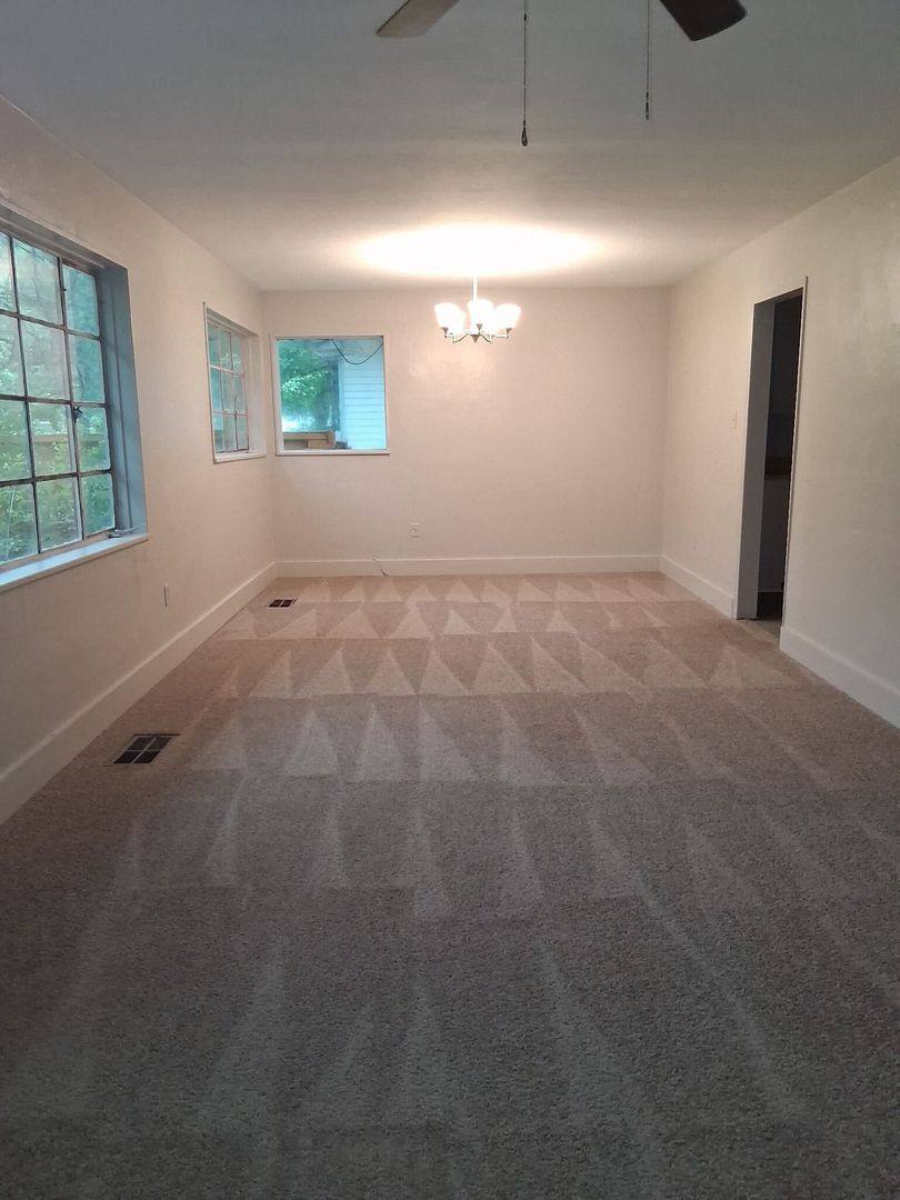House for rent at 3122 Oak Forest Dr, Jackson, MS 39212