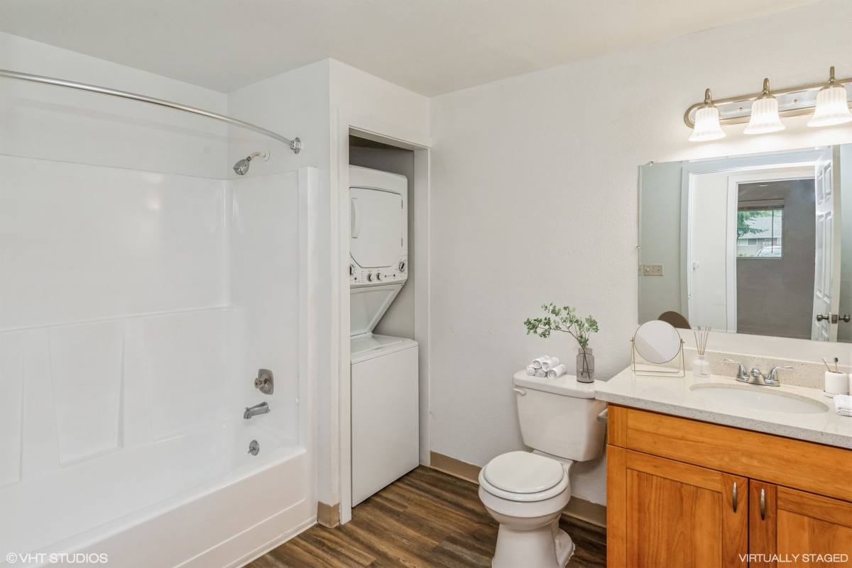 Apartment for rent at 7704 Cirque Dr W, University Place, WA 98467