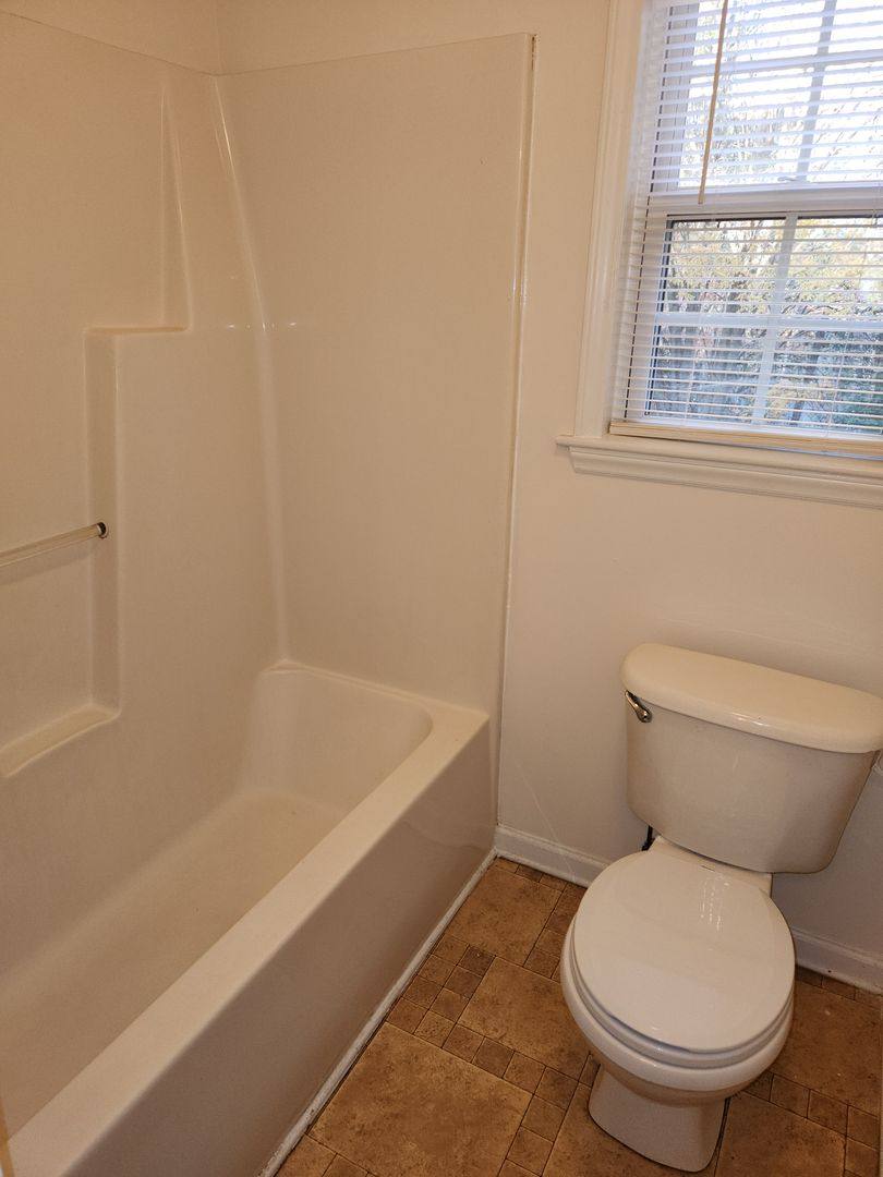 House for rent at 860 Darby St, Raleigh, NC 27610