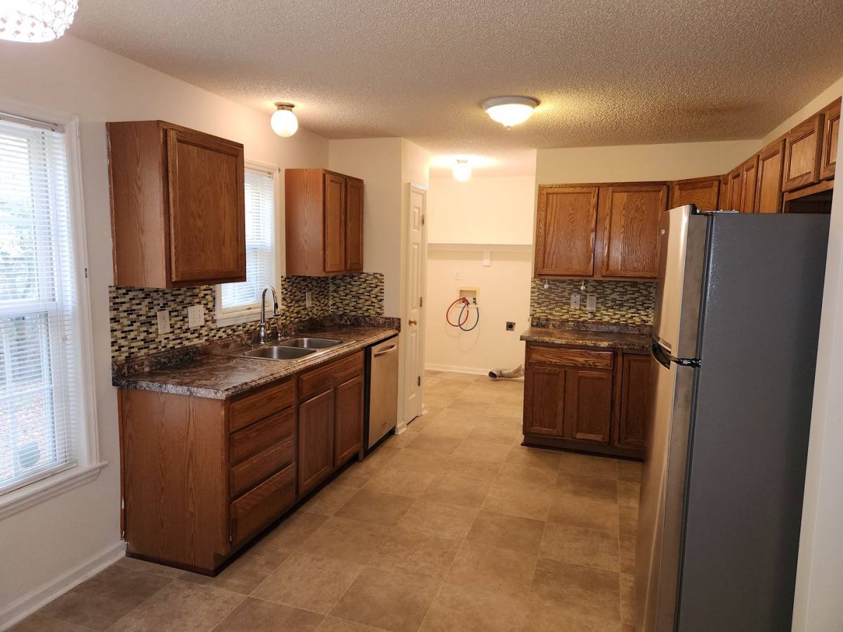 House for rent at 860 Darby St, Raleigh, NC 27610