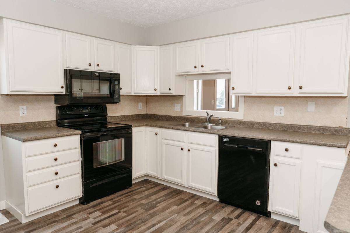 Apartment for rent at 1005 N 4th St, Marshall, MN 56258