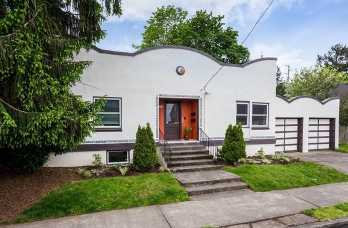 Apartment for rent at 2420 N Bryant St, Portland, OR 97217