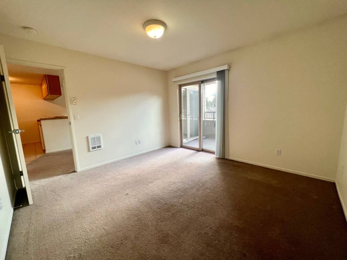 Apartment for rent at 1740 NW Pence Lane, Bend, OR 97703
