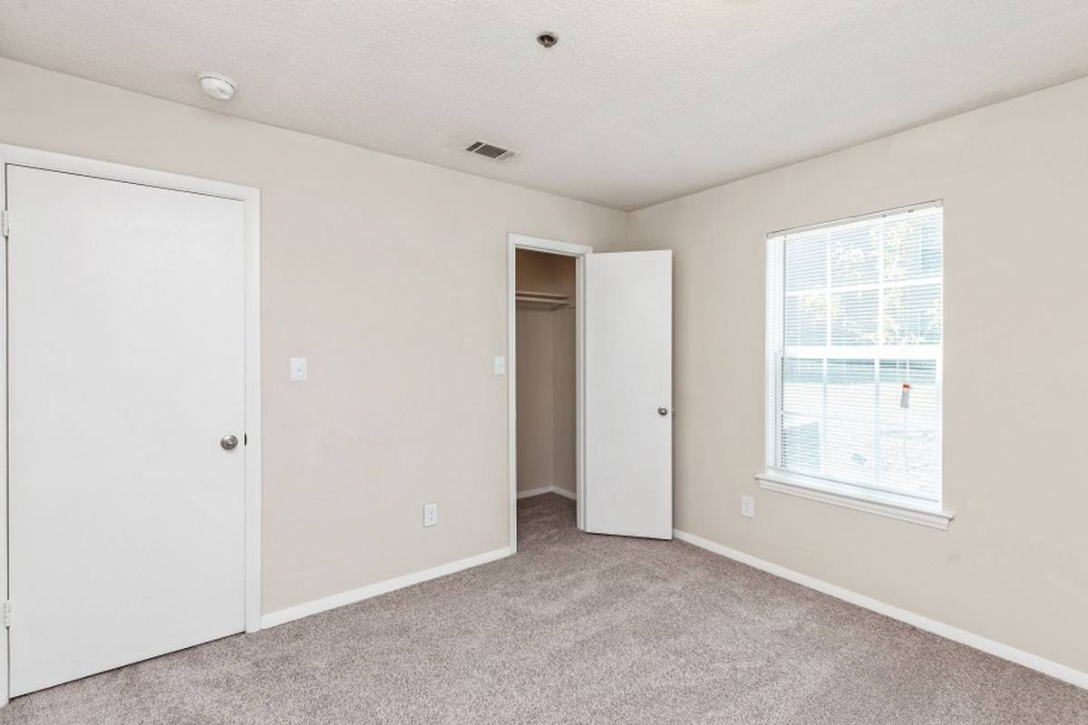 Apartment for rent at 1899 Mulkey Rd SW, Austell, GA 30106