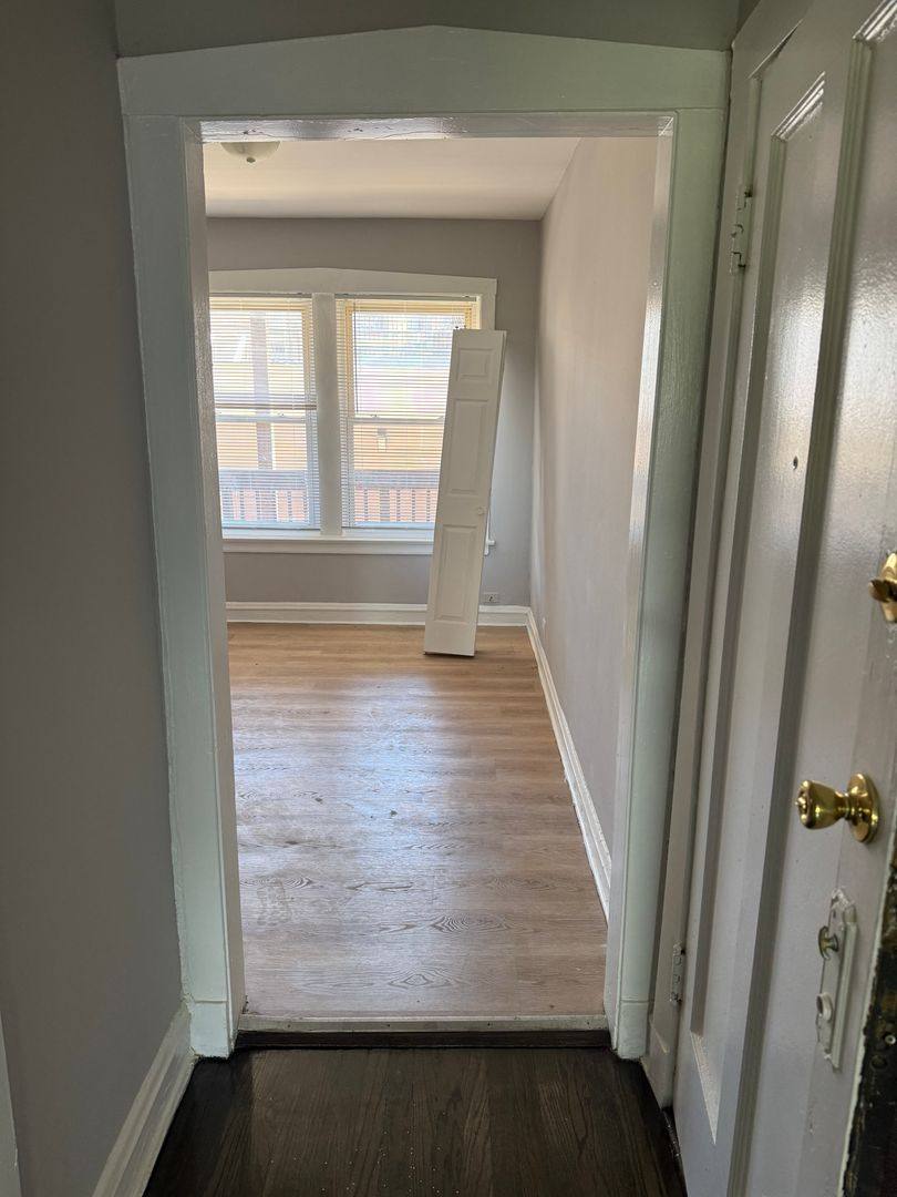 Apartment for rent at 6619 S Greenwood Ave, Chicago, IL 60637