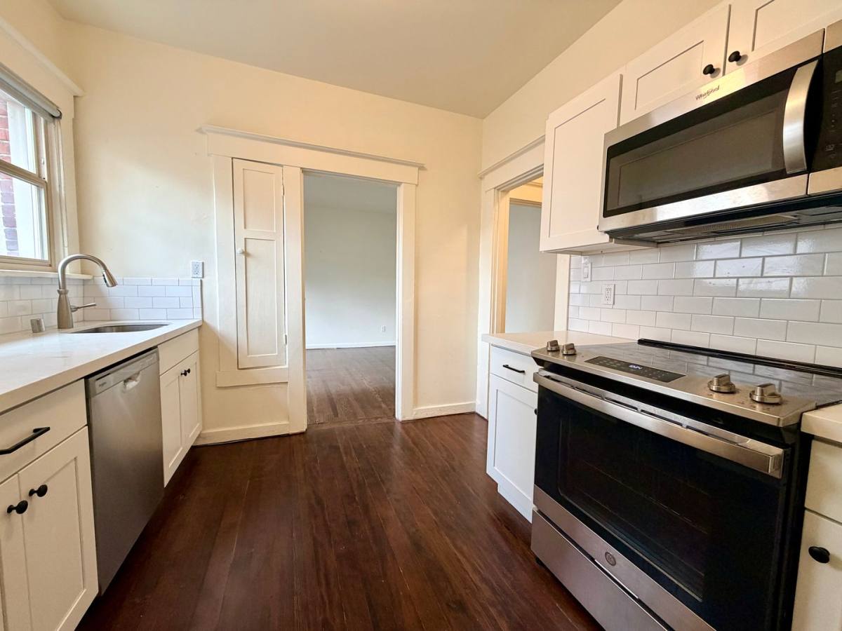 Apartment for rent at 5234 University Way NE, Seattle, WA 98105