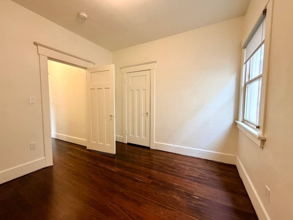 Apartment for rent at 5234 University Way NE, Seattle, WA 98105