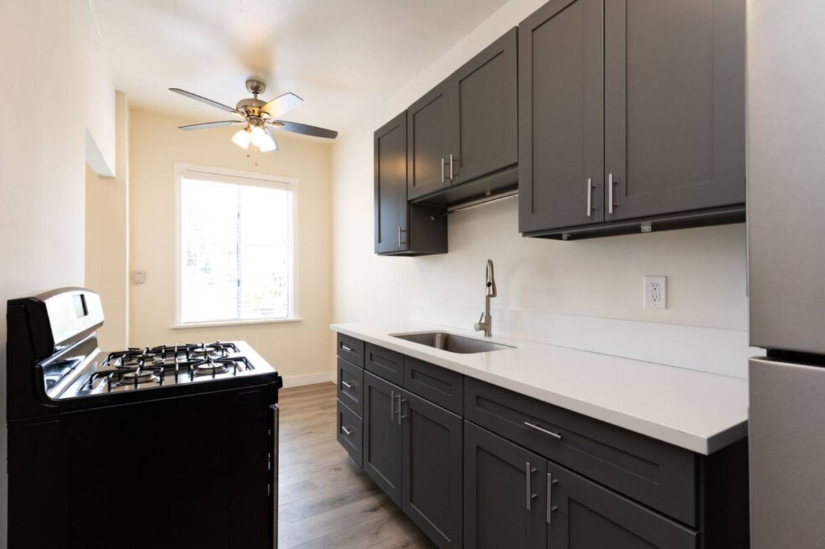 Apartment for rent at 437 N Ardmore Ave, Los Angeles, CA 90004