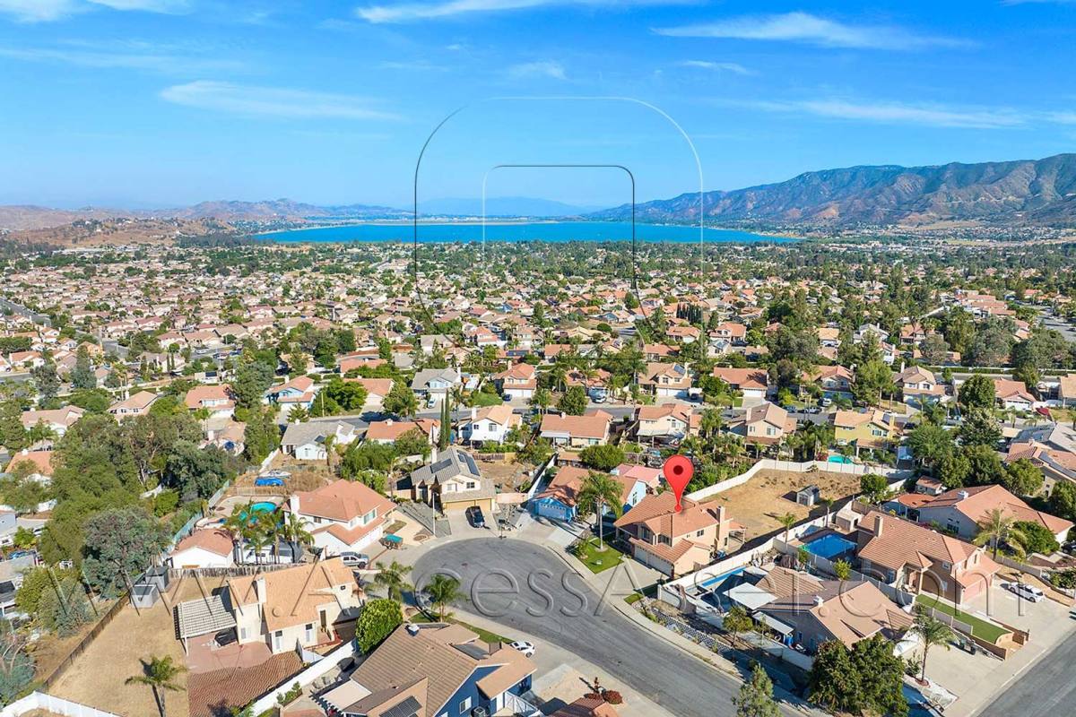 House for rent at 29002 Spindrift Circle, Lake Elsinore, CA 92530