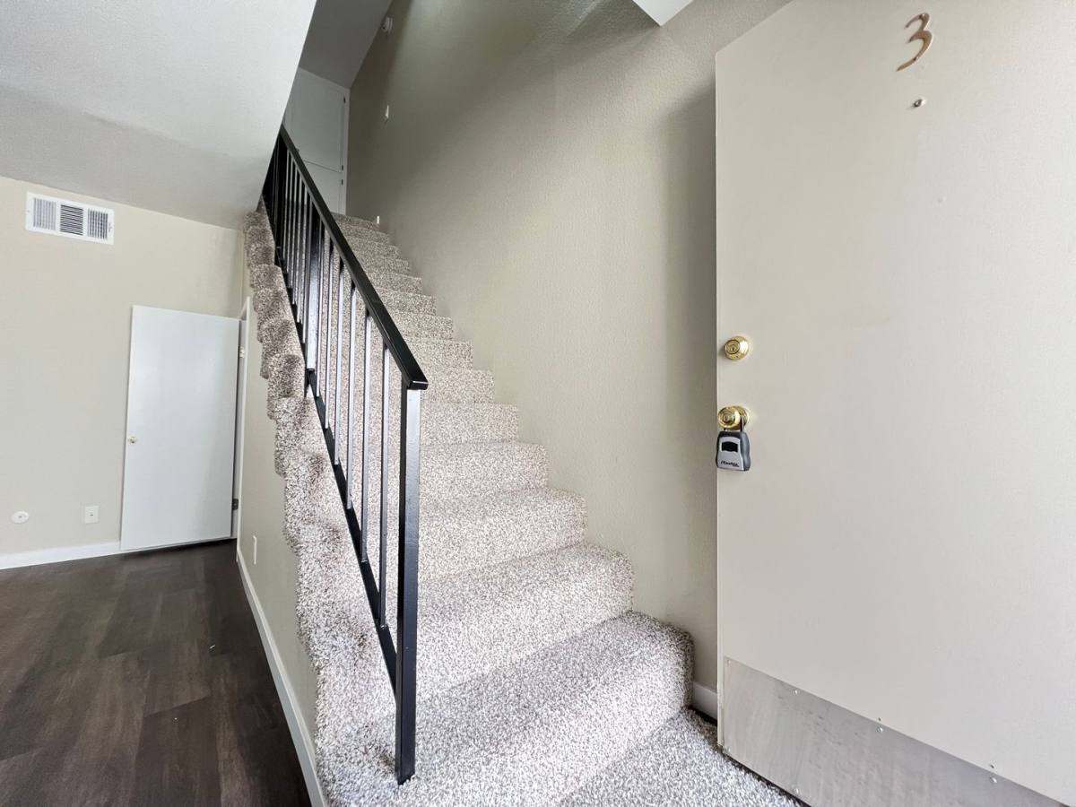 7259 Baird Ave, Reseda, CA 91335 - Apartment for Rent - Image 7