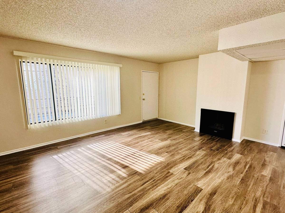 Apartment for rent at 7259 Baird Ave, Reseda, CA 91335