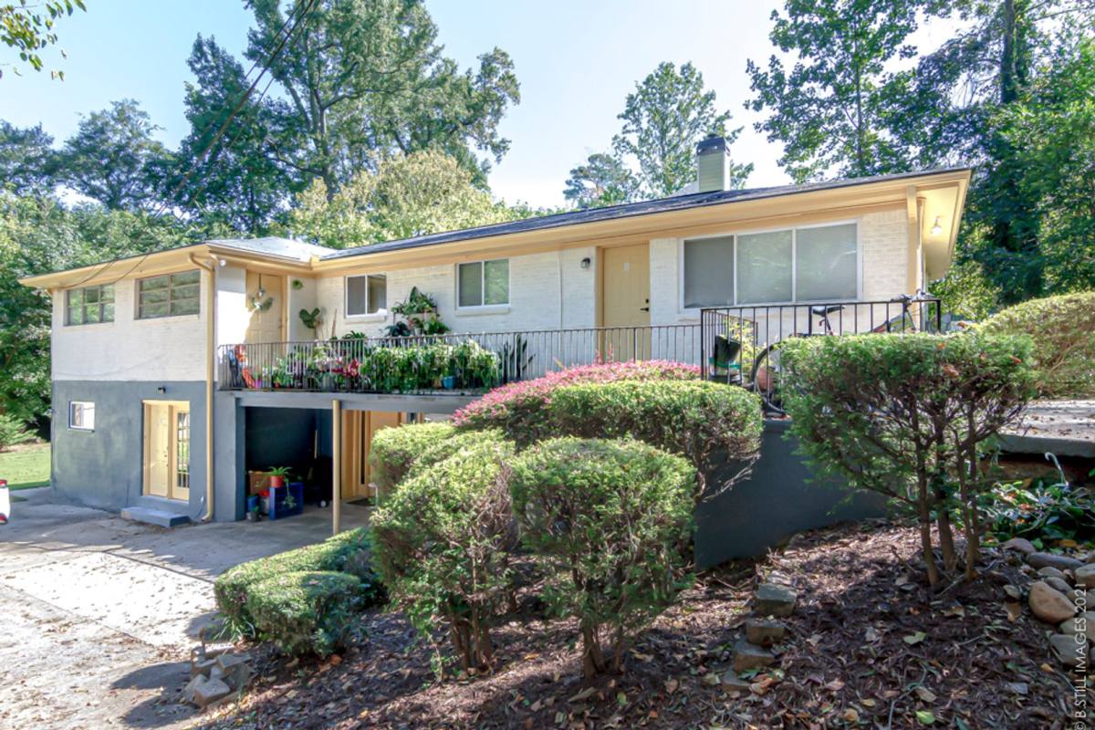 Apartment for rent at 545 Oakview Rd, Decatur, GA 30030