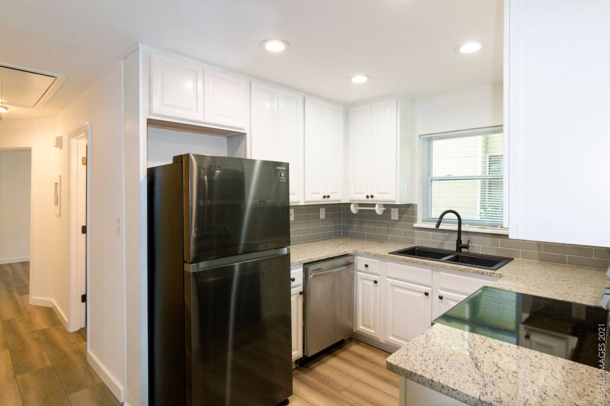 Apartment for rent at 545 Oakview Rd, Decatur, GA 30030