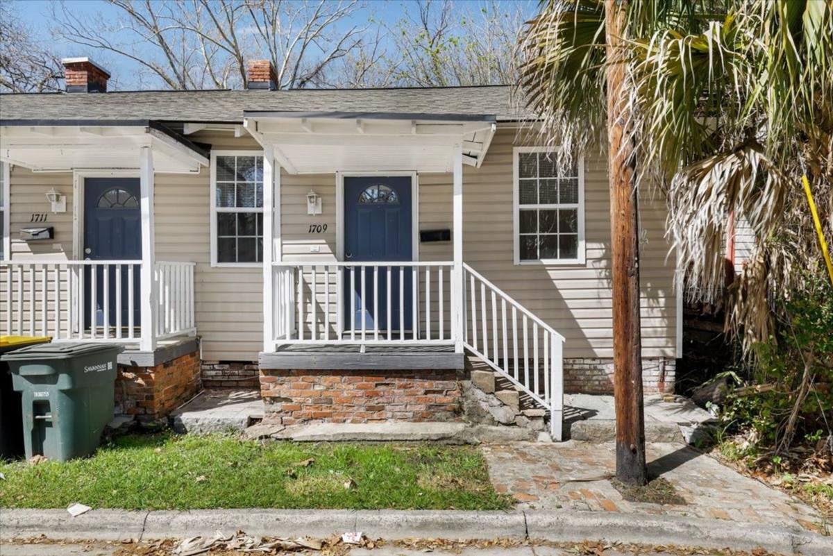 Apartment for rent at 1709 Legrand St, Savannah, GA 31404
