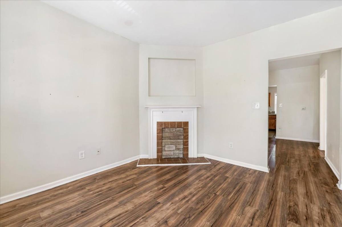Apartment for rent at 1709 Legrand St, Savannah, GA 31404