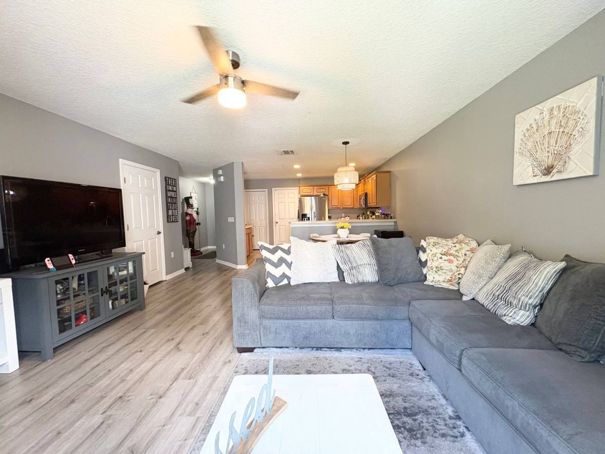 Townhouse for rent at 310 Freedoms Ring Dr, Winter Springs, FL 32708