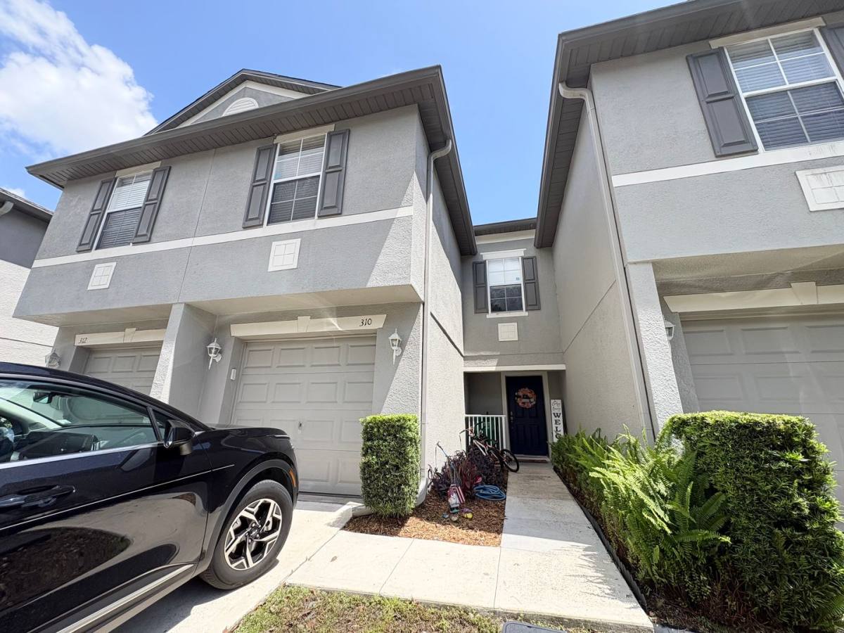 Townhouse for rent at 310 Freedoms Ring Dr, Winter Springs, FL 32708