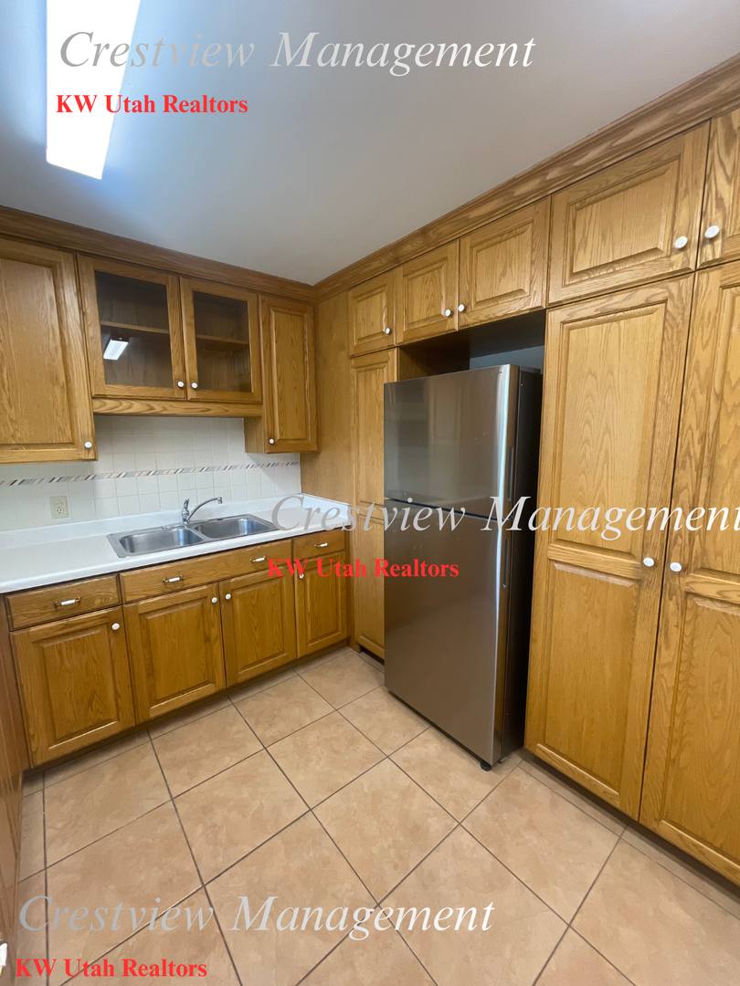 House for rent at 2225 E Fardown Ave, Salt Lake City, UT 84121