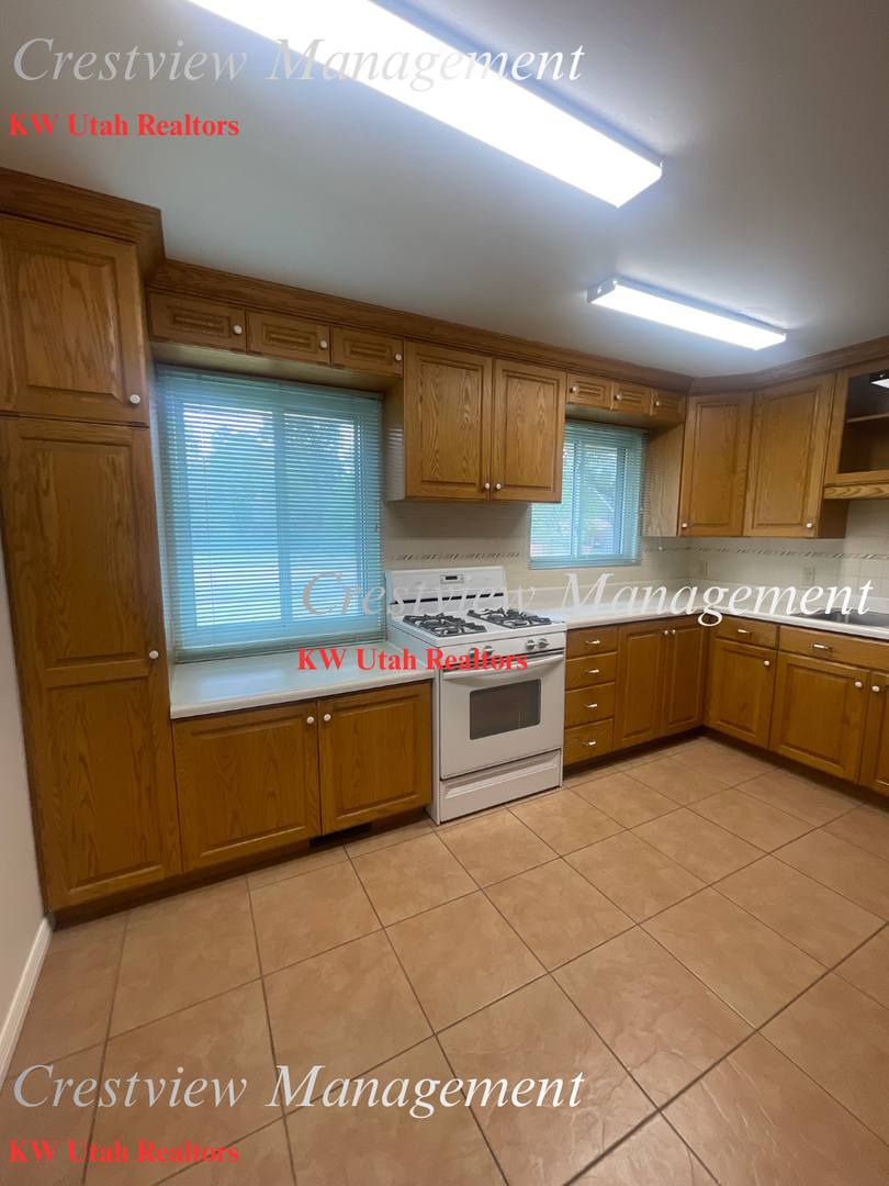 House for rent at 2225 E Fardown Ave, Salt Lake City, UT 84121