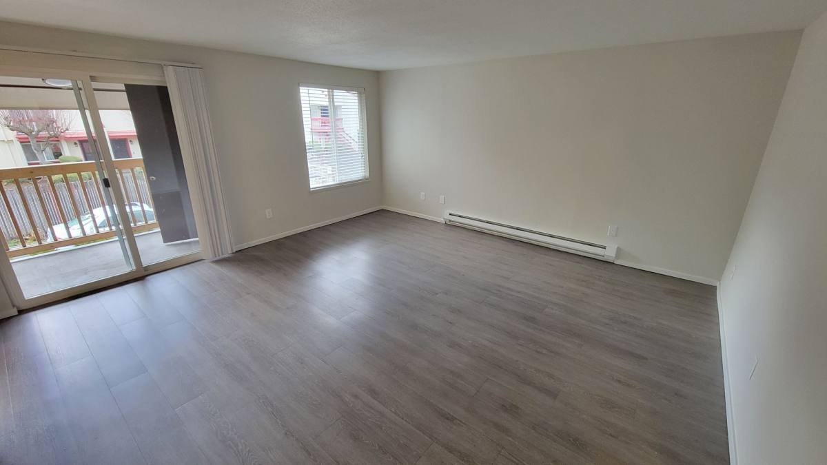 Apartment for rent at 322 9th Ave SE, Puyallup, WA 98372