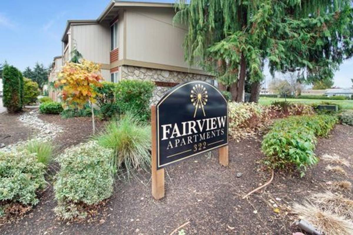 Apartment for rent at 322 9th Ave SE, Puyallup, WA 98372