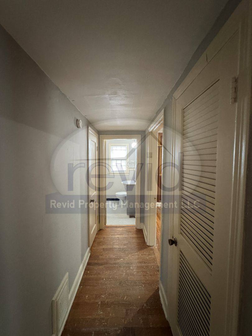 House for rent at 705 S Graham St, Memphis, TN 38111
