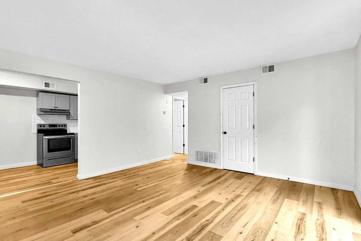Apartment for rent at 3553 Heatherton Dr, Davenport, IA 52803