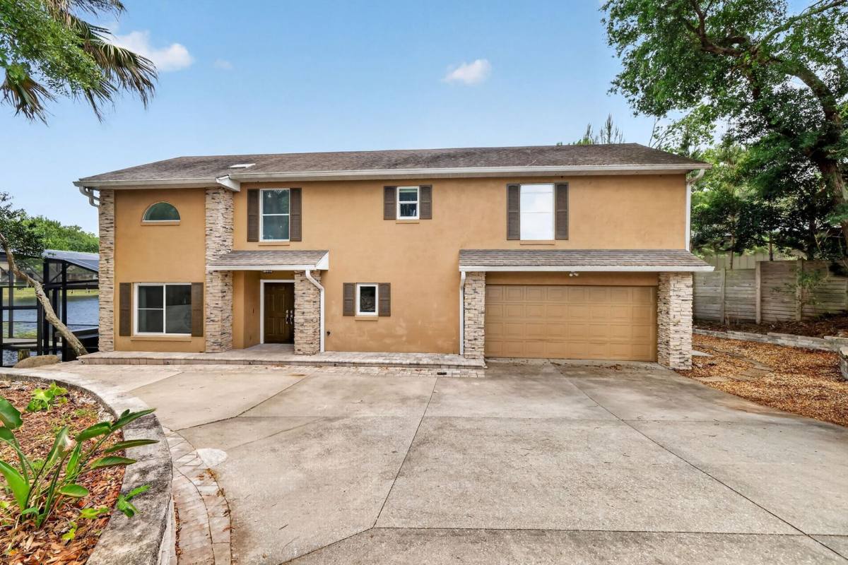 House for rent at 1625 Abrams Rd, Eustis, FL 32726