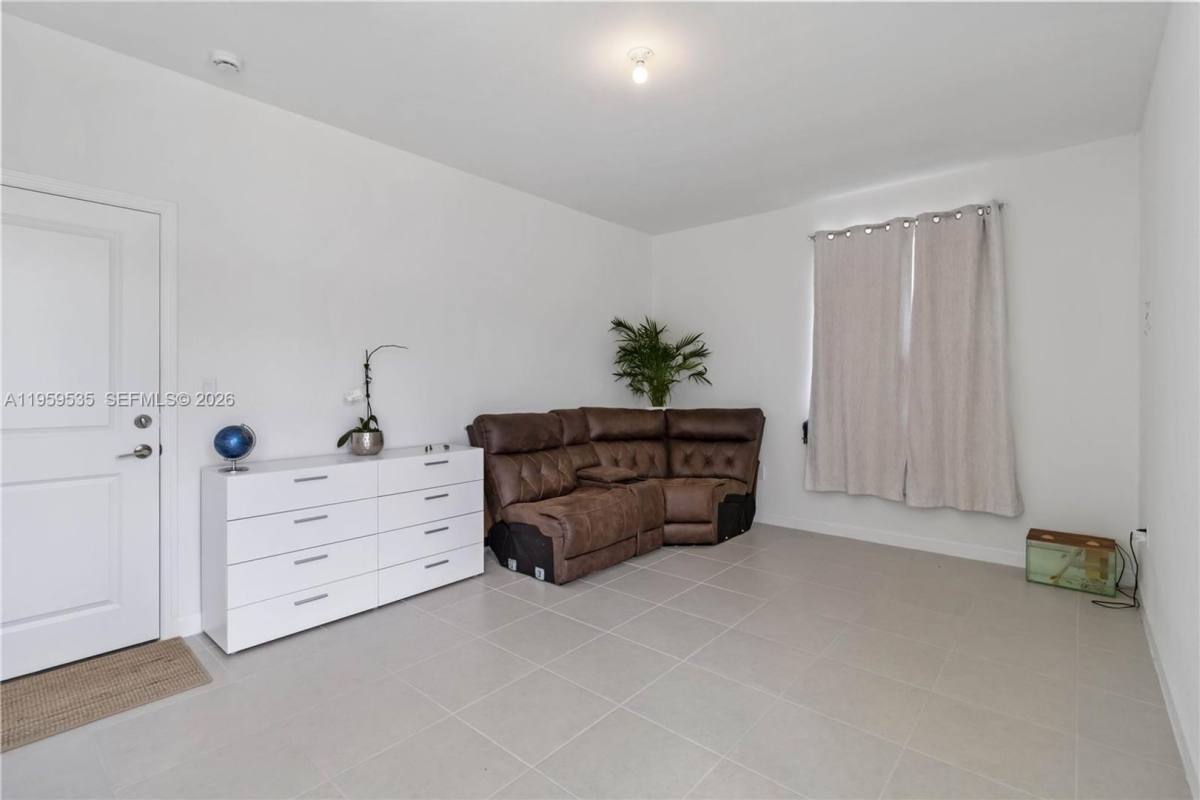 House for rent at 760 SE 13th Court, Homestead, FL 33034